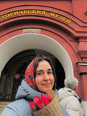 Домотканое панно художницы из Иванова попало на выставку в ГИМ